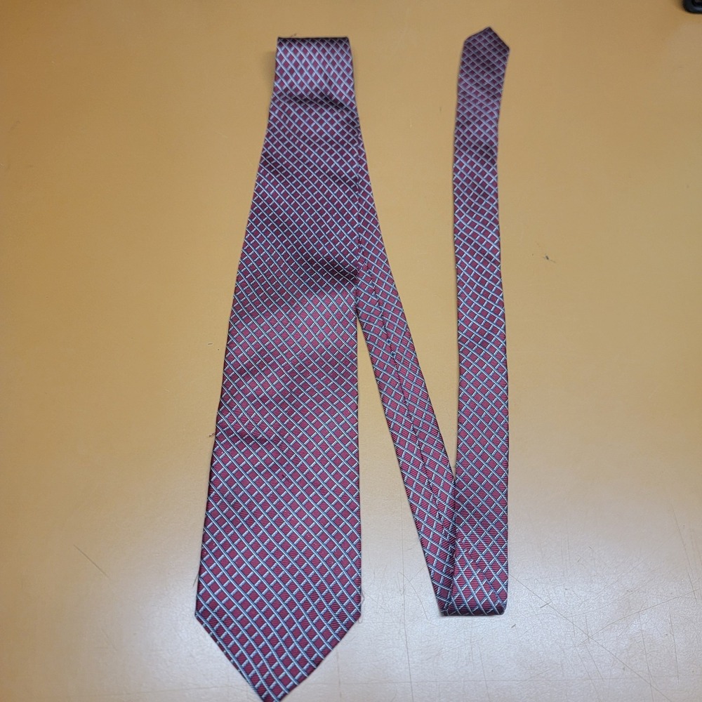 Ferrell Reed 100% Silk Tie  Red Stripes